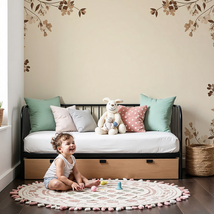 Papel pintado infantil | Flores delicadas sobre fondo beige suave