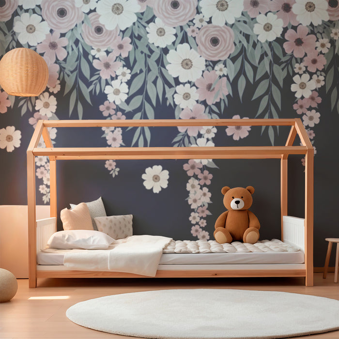Papier peint chambre bébé | Fleurs délicates sur fond bleu nuit