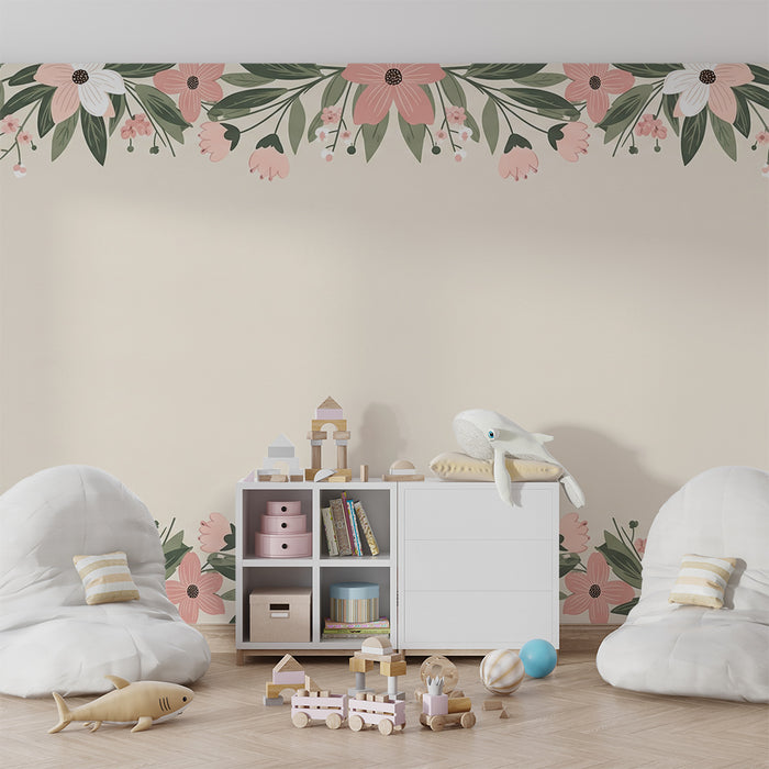 Barntapet | Delikata blommor på mjuk krämig bakgrund