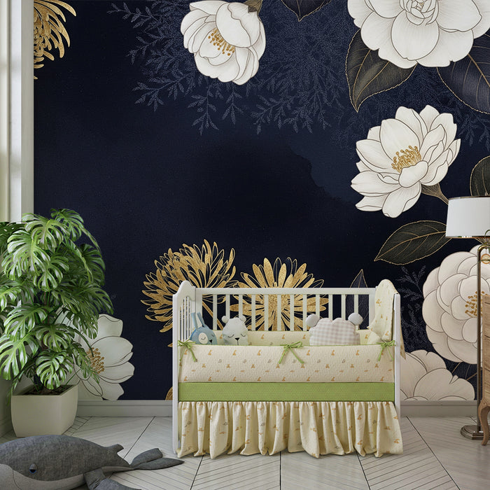 Babykamer behang | Elegant bloemenpatroon op een donkerblauwe achtergrond met gouden accenten