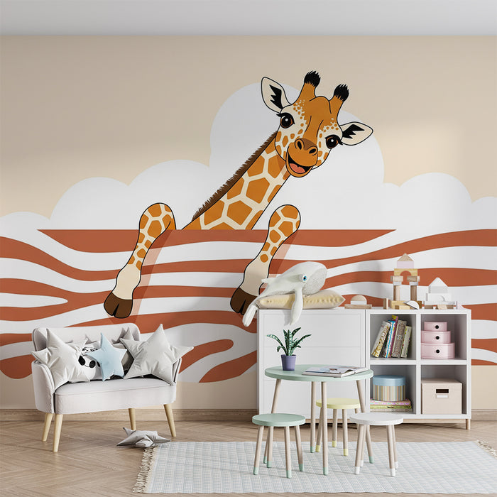 Papel de parede para quarto de bebé | Girafa brincalhona sobre fundo suave e nublado