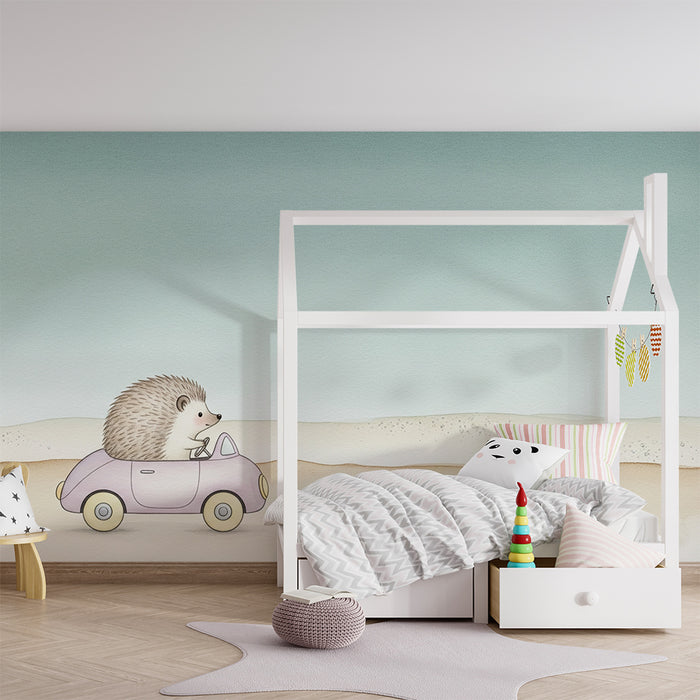 Papel de parede quarto bebê | Ouriço bonito no carro
