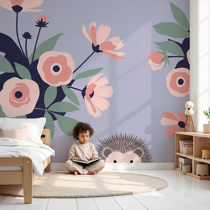 Lastenhuoneen tapetti | Söpö siili ympäröi herkkiä kukkia vaaleanpunaisella taustalla