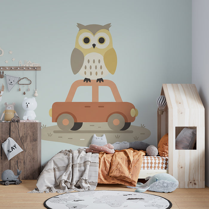 Papier peint chambre bébé | Hibou amusant sur une voiture