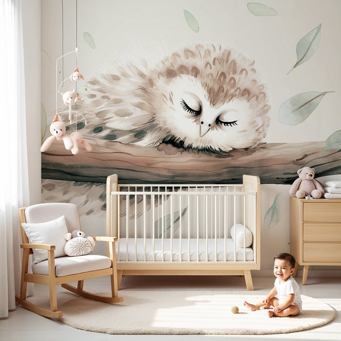 Barntapet | Sovande uggla på en gren med delikata löv