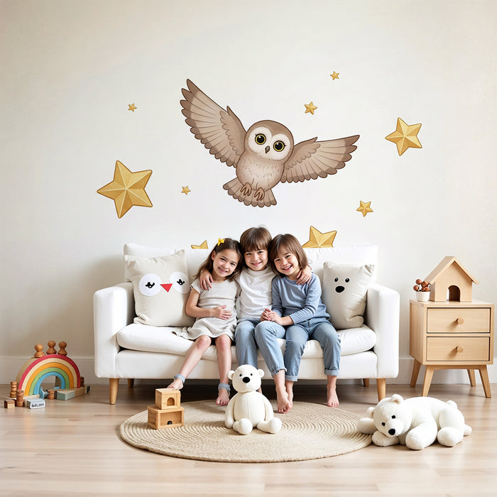 Barntapet | Flygande uggla bland gyllene stjärnor
