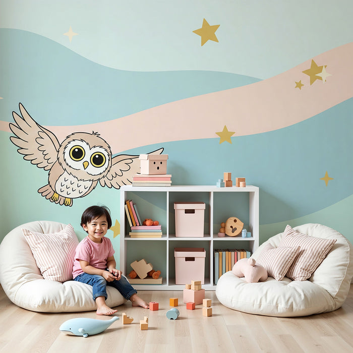 Barntapet | Flygande uggla på en pastellstjärnbakgrund