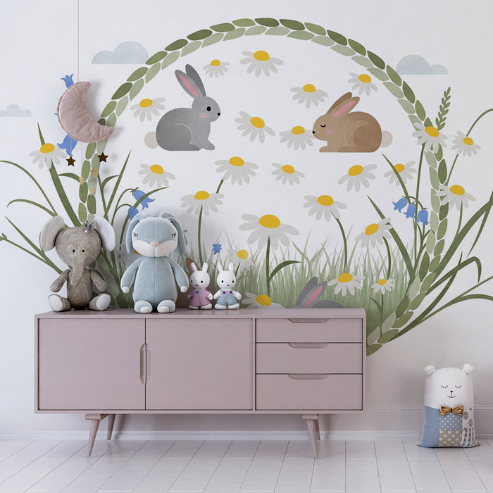 Lastenhuoneen tapetti | Söpöt puput villikukkaniityllä