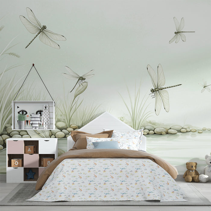 Papel de parede para quarto de bebé | Libélulas delicadas à beira da água