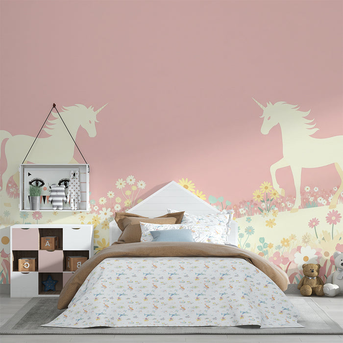 Papier peint chambre bébé | Licornes dans un champ de fleurs pastel