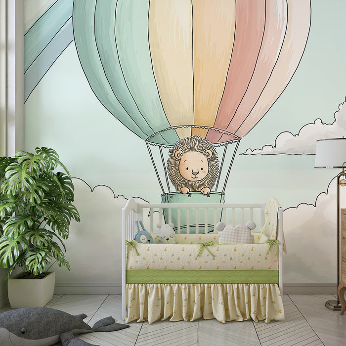 Papel pintado infantil | León en un globo aerostático sobre las nubes