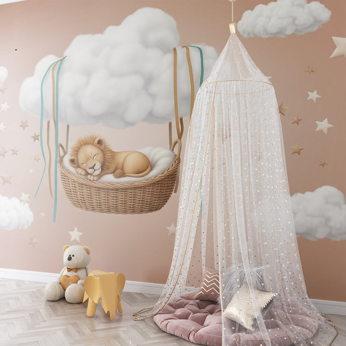 Papel de parede para quarto de bebé | Leão a dormir num cesto suspenso entre nuvens e estrelas