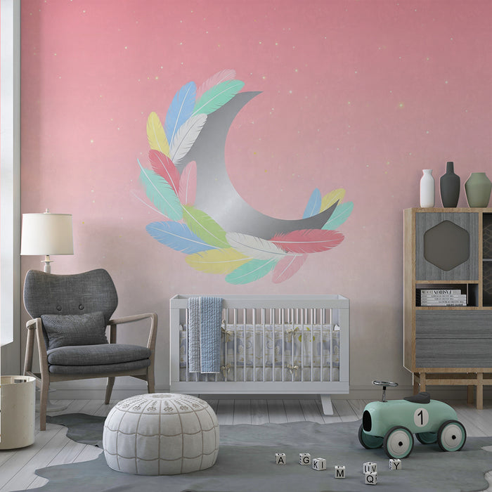 Papier de parede izby pre bábätko | Jemný mesiac obklopený farebnými perami na ružovom pozadí