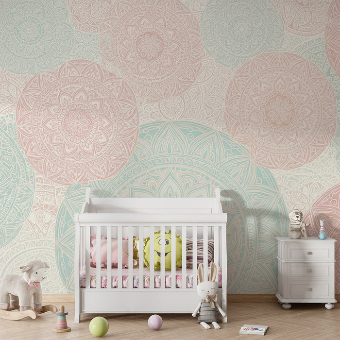Lastenhuoneen tapetti | Herkät mandalat vaaleanpunaisina ja vaaleansinisina