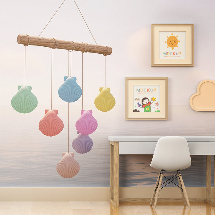 Behang kinderkamer | Kleurrijke schelpenmobiel op rustige zeefond