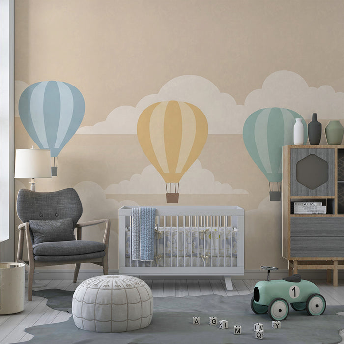 Papier de parede detskej izby | Farebné balóny plávajúce medzi oblakmi