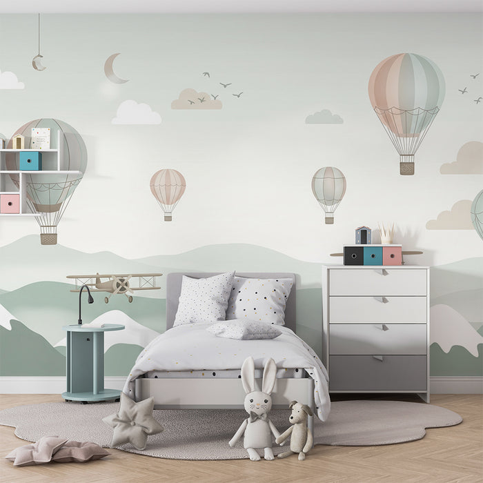 Papier peint chambre bébé | Montgolfières et avions dans un ciel apaisant