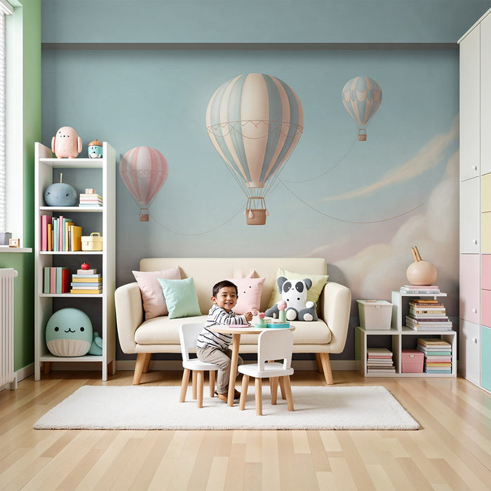 Papier peint chambre bébé | Montgolfières flottant dans un ciel pastel