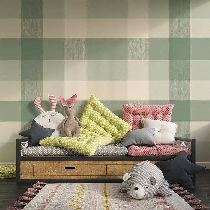 Papel pintado para habitación de bebé | Estampado vichy en verde y crema de estilo suave