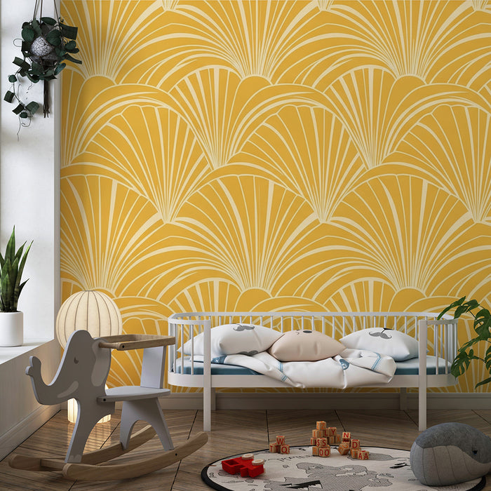 Papier peint chambre bébé | Motifs de vagues dorées sur fond jaune