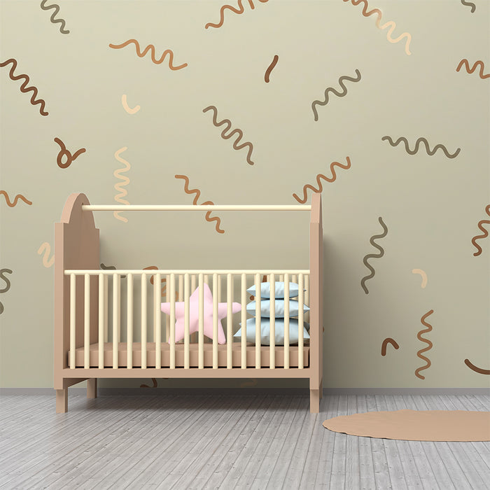 Babyroms tapet | Bølgemønster i myke farger på beige bakgrunn