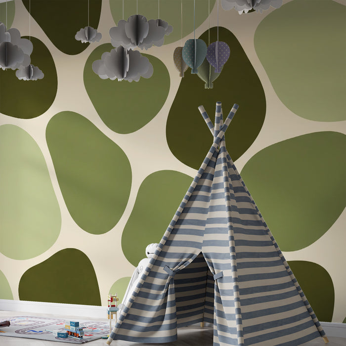 Baba szobai tapéta | Zöld árnyalatokban pompázó organikus minták világos alapon