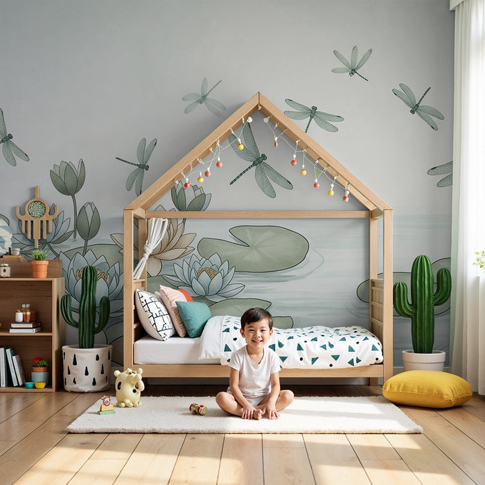 Papier peint chambre bébé | Nénuphars et libellules dans un décor apaisant