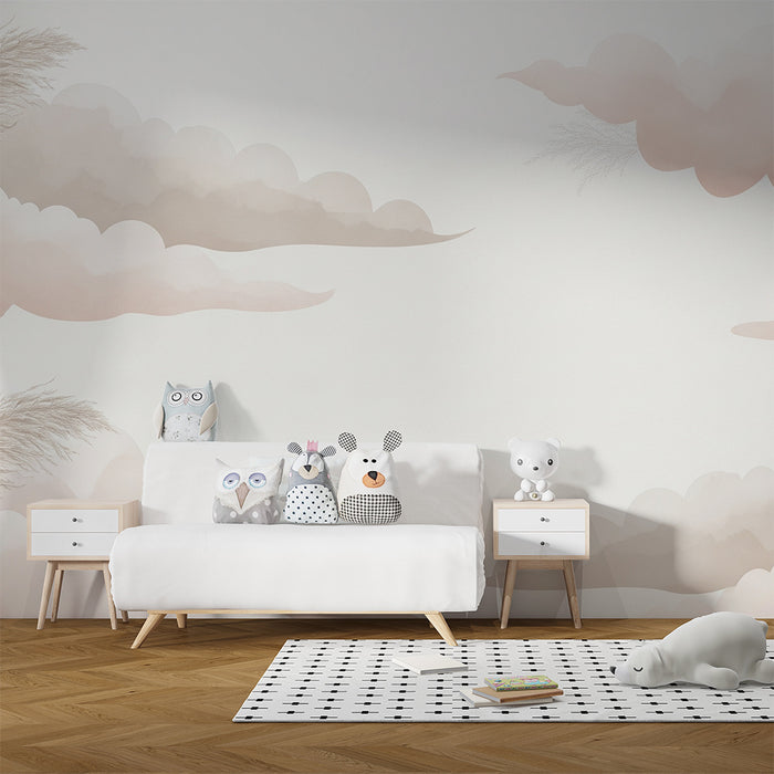 Lastenhuoneen tapetti | Lempeitä ja herkkiä pilviä, joissa on ripaus beigeä ja vaaleanpunaista