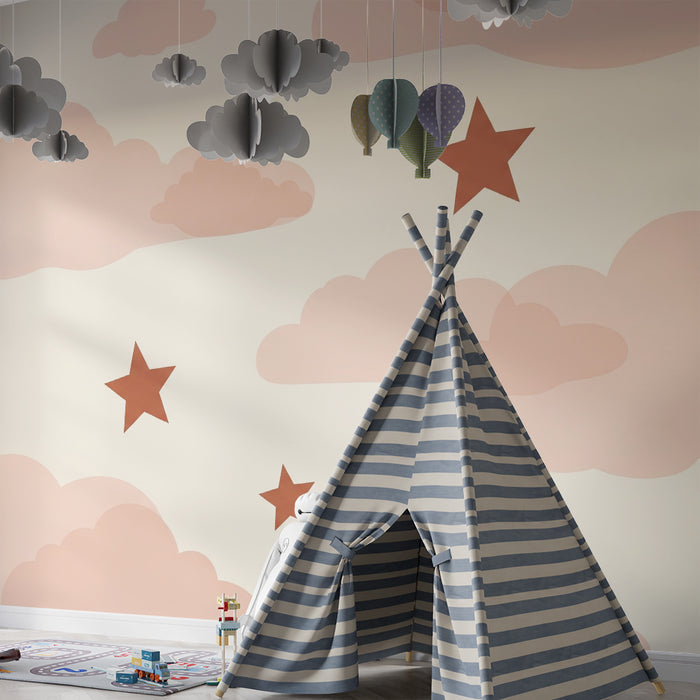 Babyzimmer Tapete | Rosa Wolken und Terrakotta-Sterne auf cremefarbenem Hintergrund