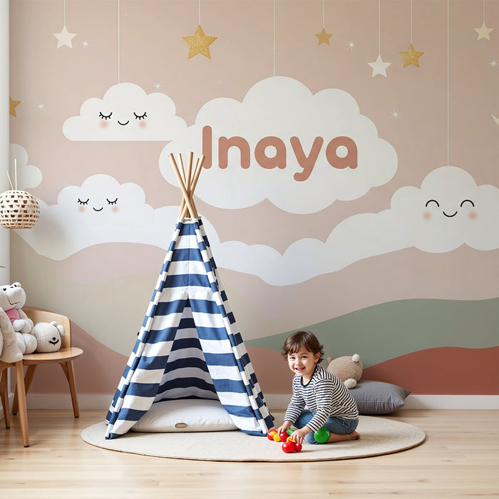 Tapet barnerom | Smilende skyer og gullstjerner i en myk himmel