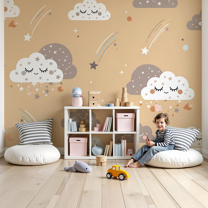 Papel de parede quarto bebê | Nuvens sorridentes e estrelas cintilantes em fundo bege