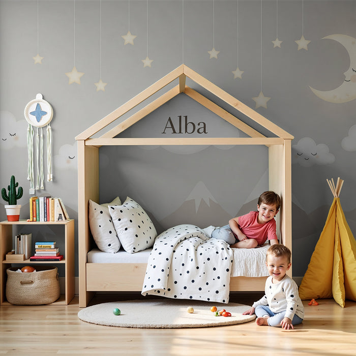 Babyzimmer Tapete | Lächelnde Wolken und sanfte Berge unter einem Sternenhimmel