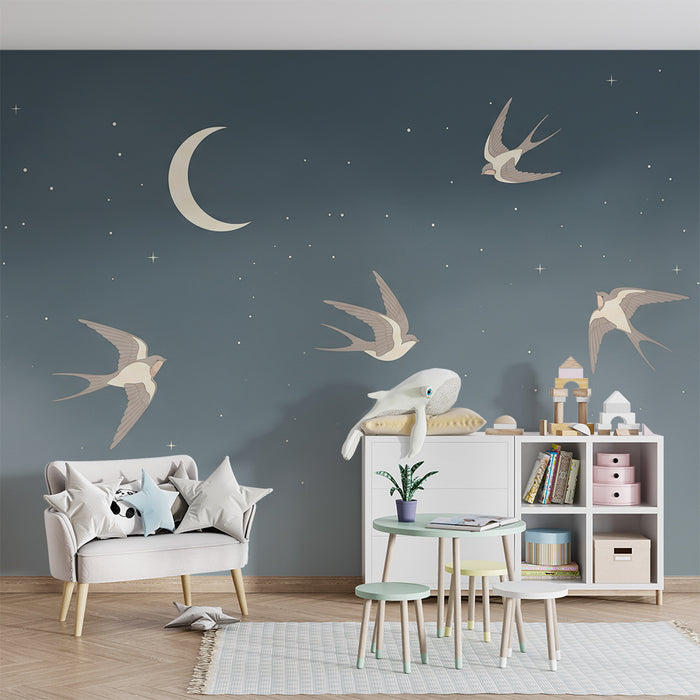 Papier peint chambre bébé | Oiseaux en vol sous un ciel étoilé avec une lune douce