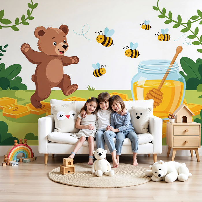 Papier peint chambre bébé | Ourson joyeux et abeilles dans un jardin fleuri