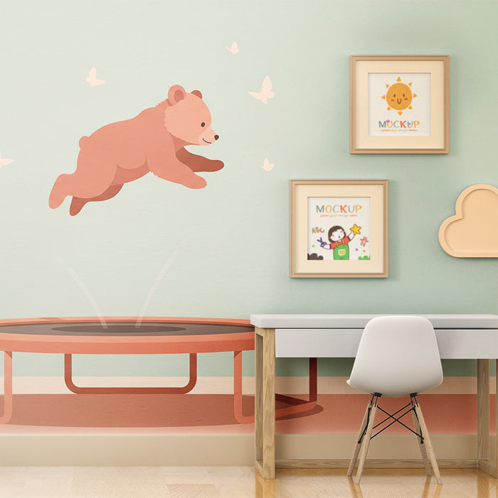 Papier peint chambre bébé | Ourson sautant parmi les papillons