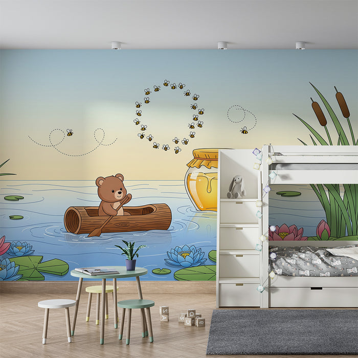 Papier peint chambre bébé | Ourson sur un lac avec fleurs et abeilles