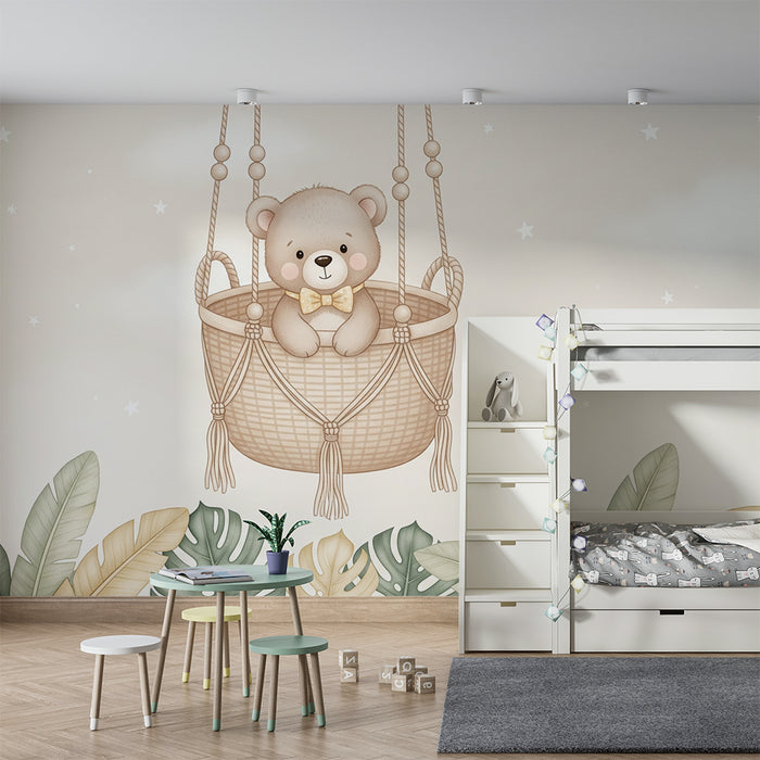 Papel de perete cameră bebeluși | Ursuleț suspendat și frunziș moale