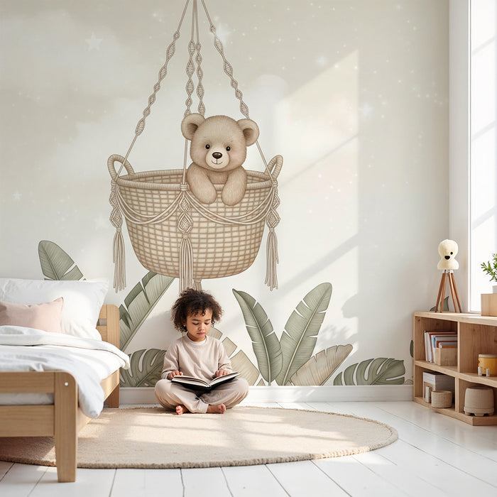 Papel pintado infantil | Oso suspendido y follaje tropical