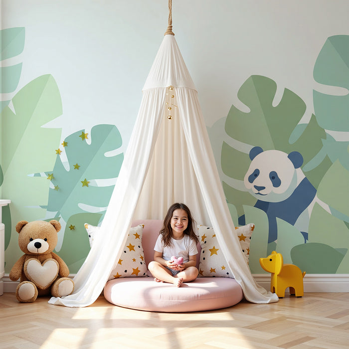 Papel pintado infantil | Panda travieso escondido en la selva verde.