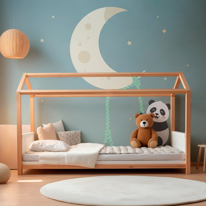 Babyzimmer Tapete | Träumender Panda, der am Mond hängt