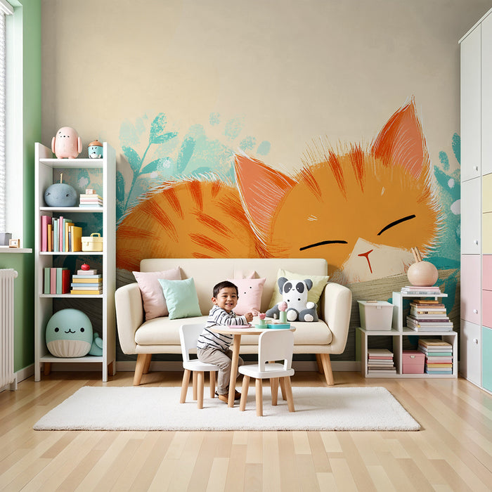 Barntapet | Liten sovande orange katt omgiven av mjuka löv