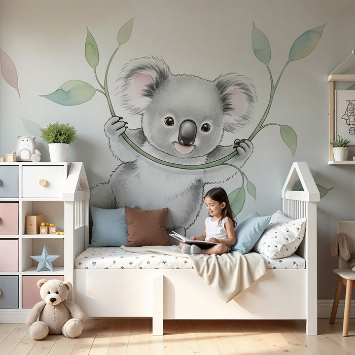 Papel pintado infantil | Pequeño koala suspendido y hojas delicadas