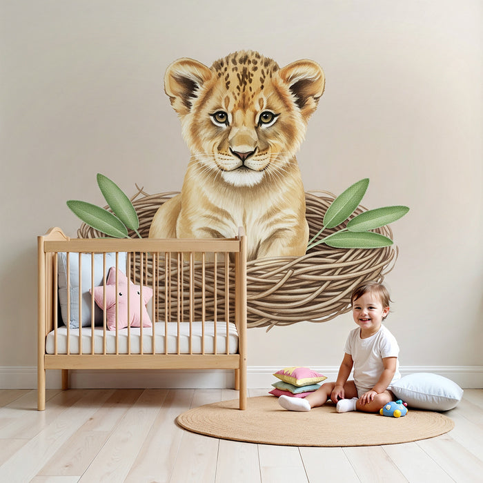 Papier peint chambre bébé | Petit lion dans un nid