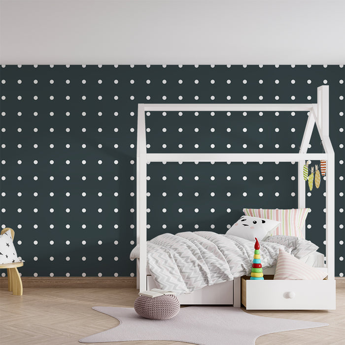Papel de parede para quarto de bebé | Bolinhas brancas sobre fundo cinzento escuro para um ambiente suave