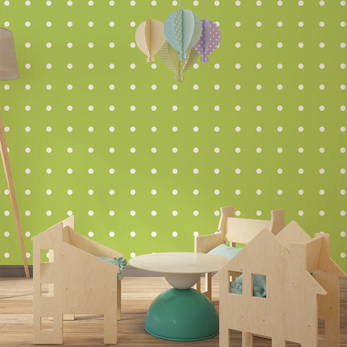 Papel de parede para quarto de bebé | Bolinhas brancas sobre fundo verde suave