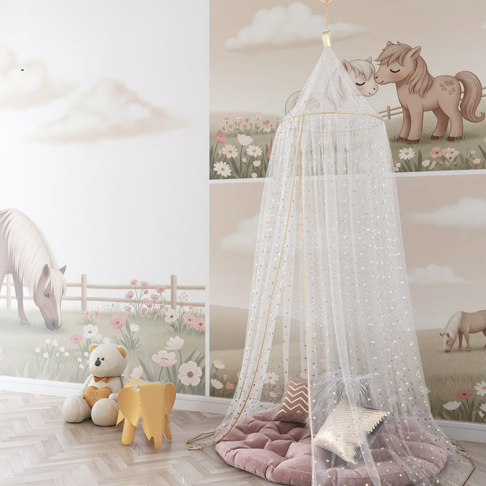 Papier peint chambre bébé | Poneys mignons dans un champ fleuri