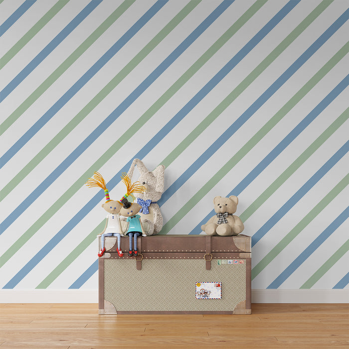 Papier peint chambre bébé | Rayures diagonales en bleu et vert doux