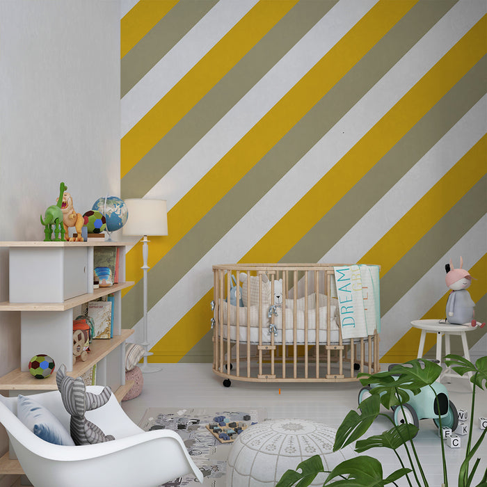 **Oversettelse (fr → no):**

Barneromstapet | Gule og beige diagonale striper for en myk atmosfære
