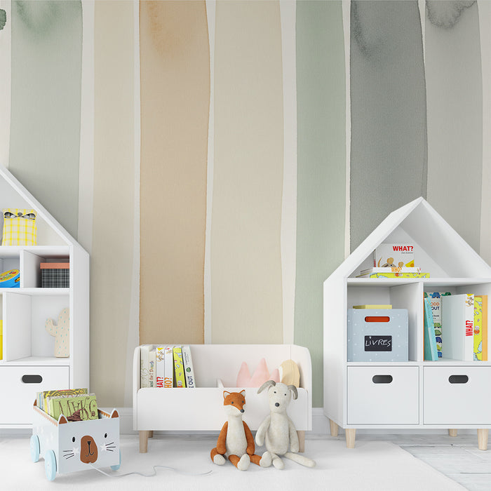 Børneværelse tapet | Bløde vandfarve striber i beroligende toner