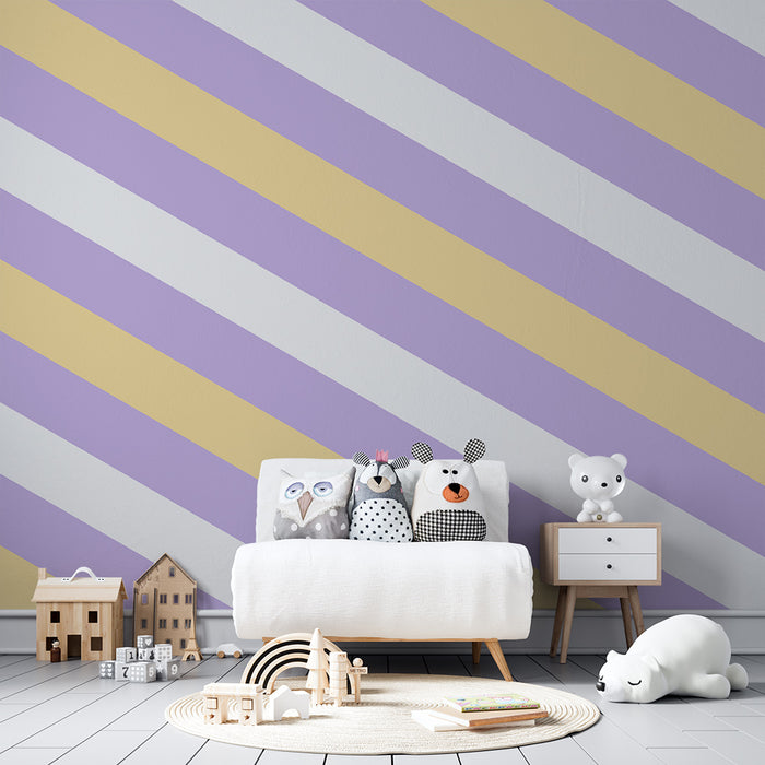 Papier peint chambre bébé | Rayures douces en lavande et jaune pâle